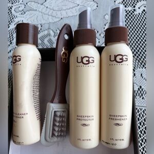 UGG Sheepskin Care Kit in Cream and Brown